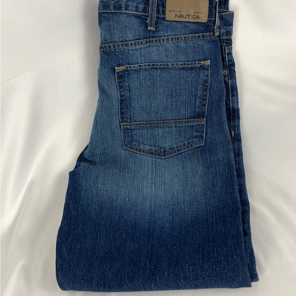 Men’s Nautica Relaxed Fit Stretch Denim Medium Blue Wash 38” x 32” RN# 67835 - Picture 14 of 15